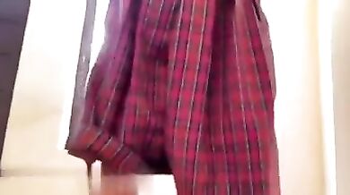 Lund hilate hue sexy chatting kiya bhabhi ne