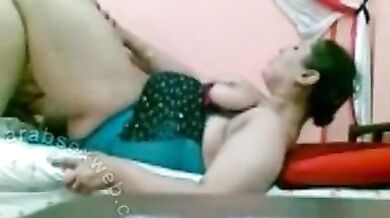 Hot Arab couple homemade xxx sex