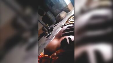 Soyi hui village bhabhi ka pati ne bf banaya