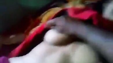 Desi girl ko bhai ke dost ne choda