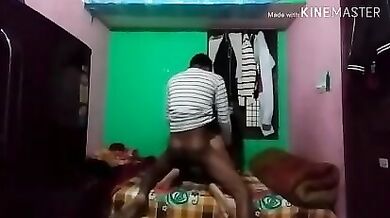 Mumbai wali randi ki chawl me chudai