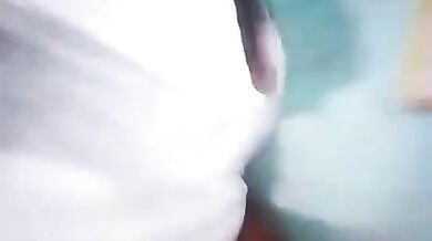 Village ki callgirl ko lund par bithaya