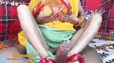 Rani ki pyasi chut ki khujli mitai