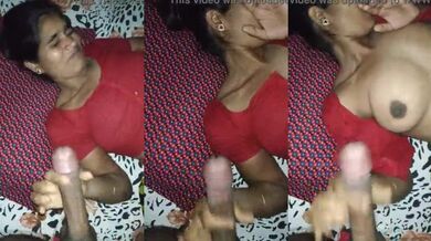 Kamwali bhabhi ne lund hilaya