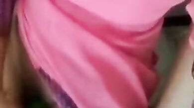 Desi girl ka cucumber fucking