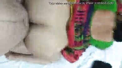 Mausi ki chudai saree utha ke