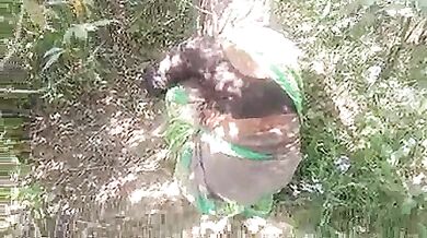 Jungle ki jhaadi me randi ko choda