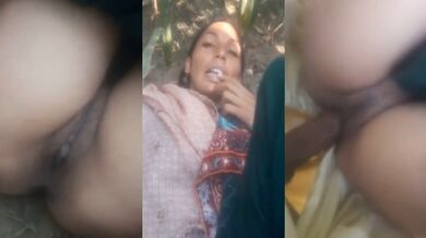 Kisaan aadmi nai khet mai choda majduri karne wali gaon ki orat